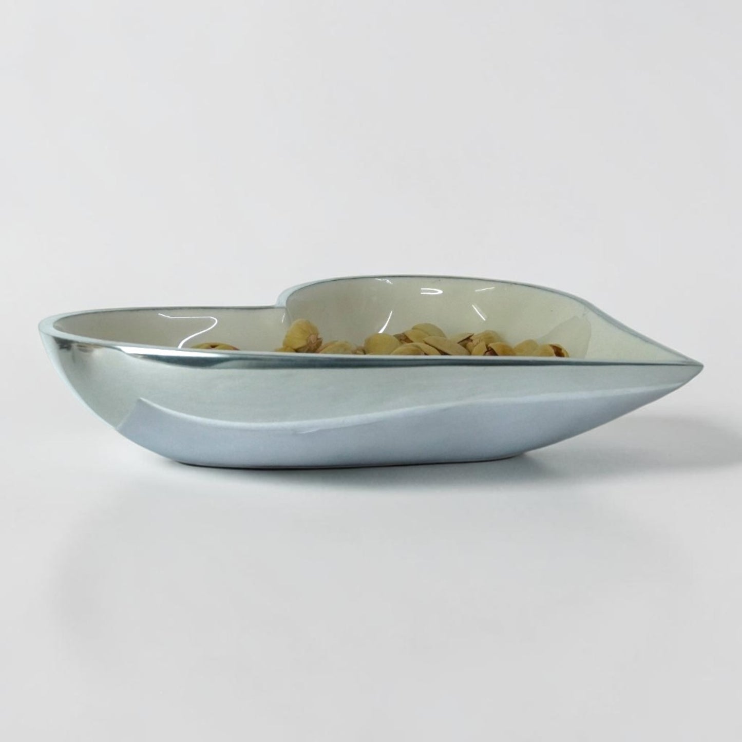 Horse Shoe Bowl Acrylic Finish Heart Shape 8"