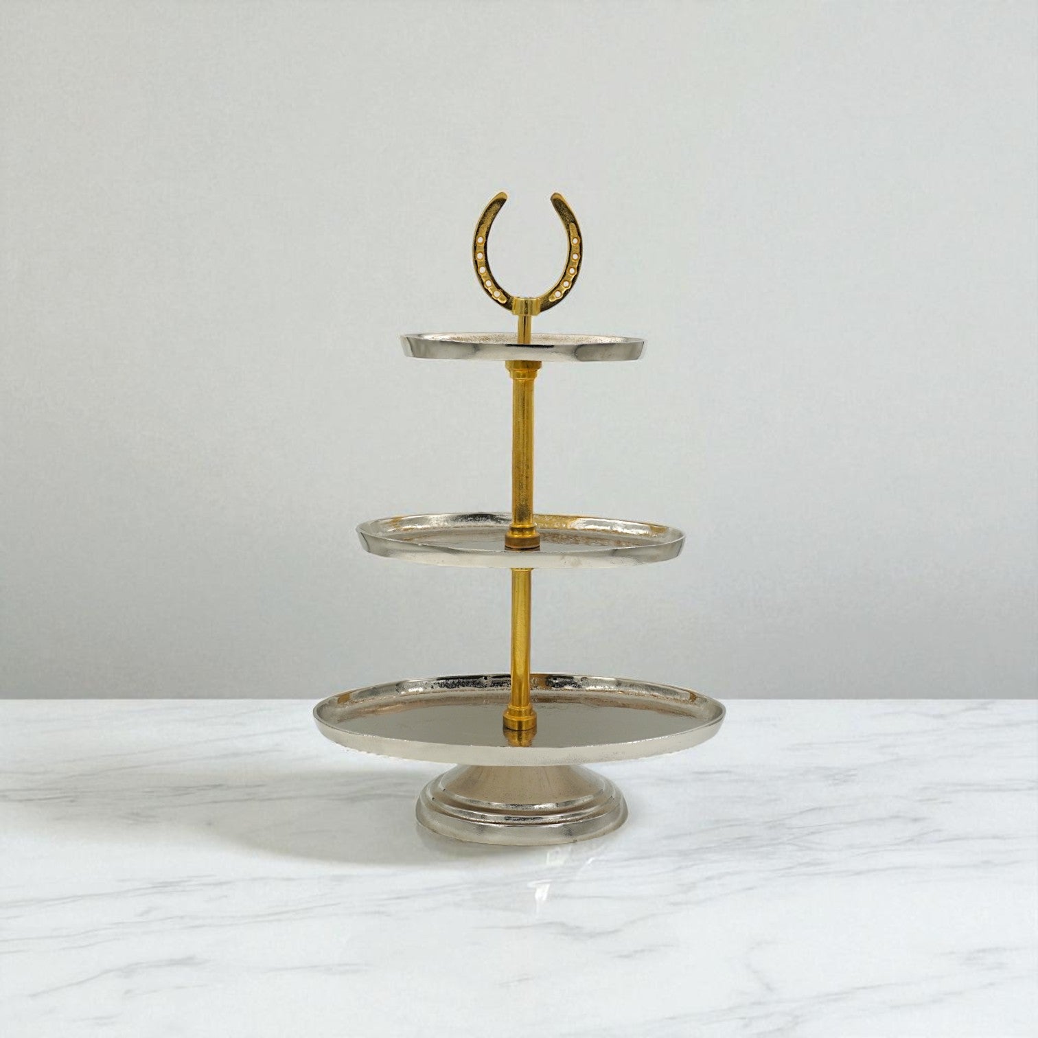 Horse Shoe Cake Stand 3-Tier Oval