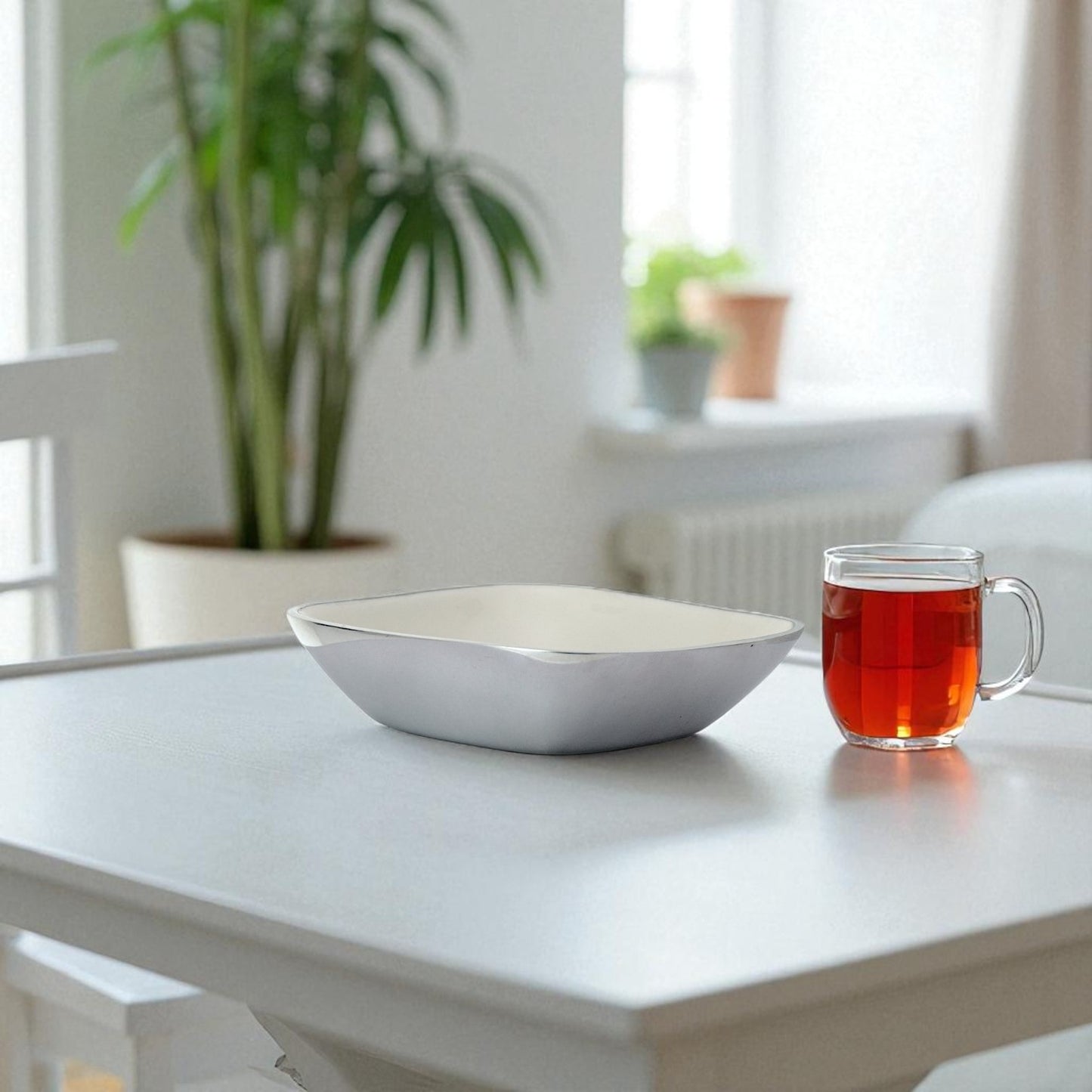 Horse Stirrup Bowl Acrylic Finish Square 4.5"