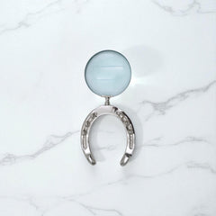 Horse Shoe Magnifying Glass