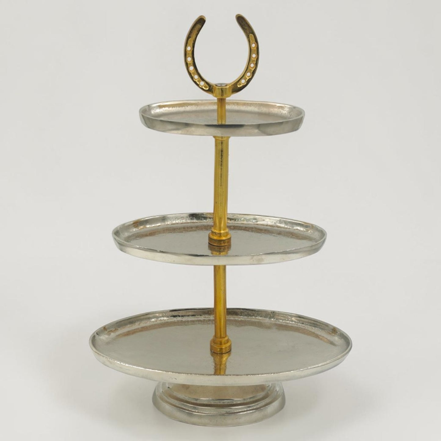 Horse Shoe Cake Stand 3-Tier Oval