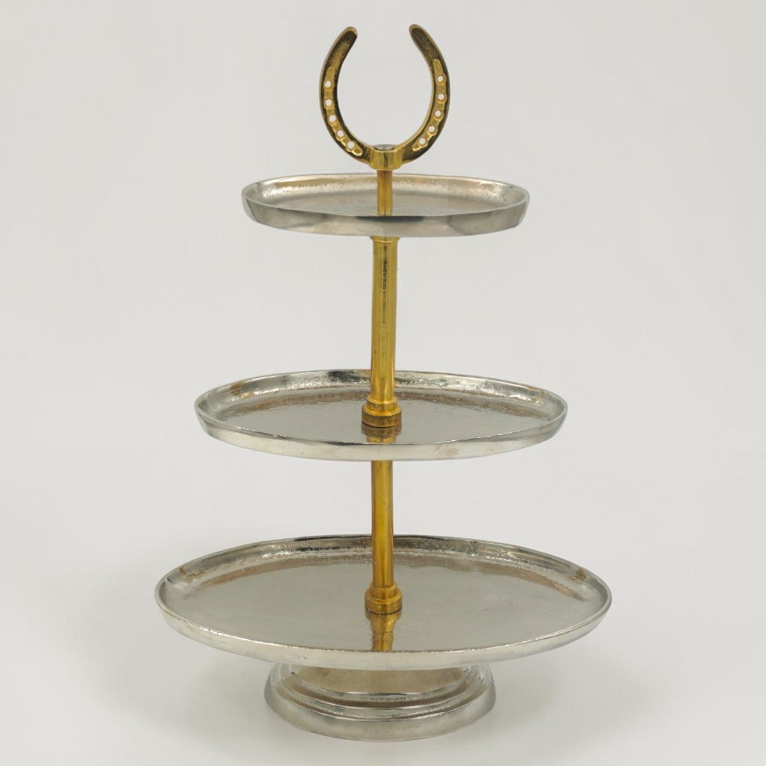 Horse Shoe Cake Stand 3-Tier Oval