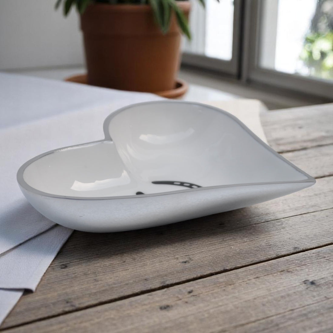 Horse Shoe Heart Shape Bowl Medium
